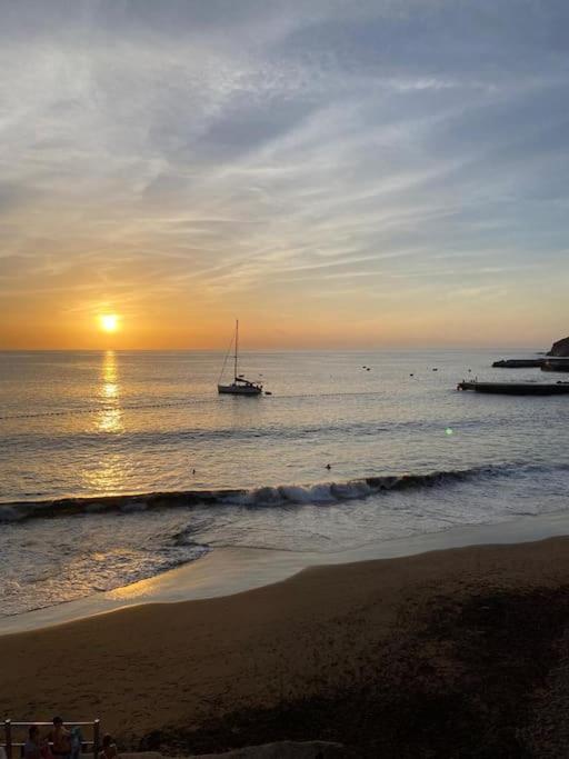 Atardecer En Playa Sardina 아파트 외부 사진